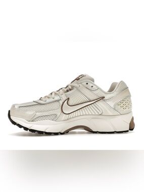Nike Zoom Vomero 5 Mink and Pearl